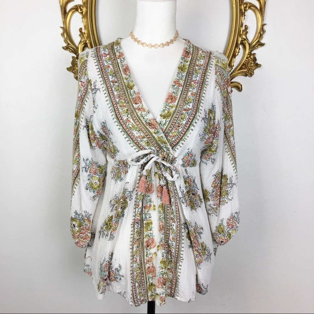 🛑Angie [Boho Style] Floral Print Top Size S